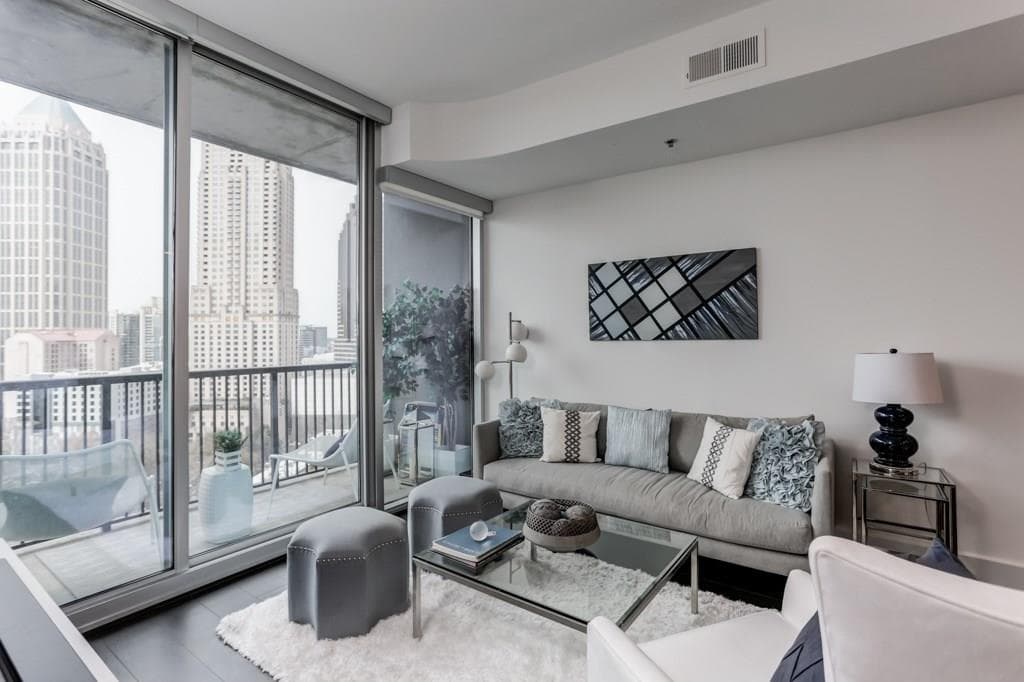 1 bedroom, 768 sq ft condominium sold at 1080 Peachtree Street 1314, Atlanta, GA 30309