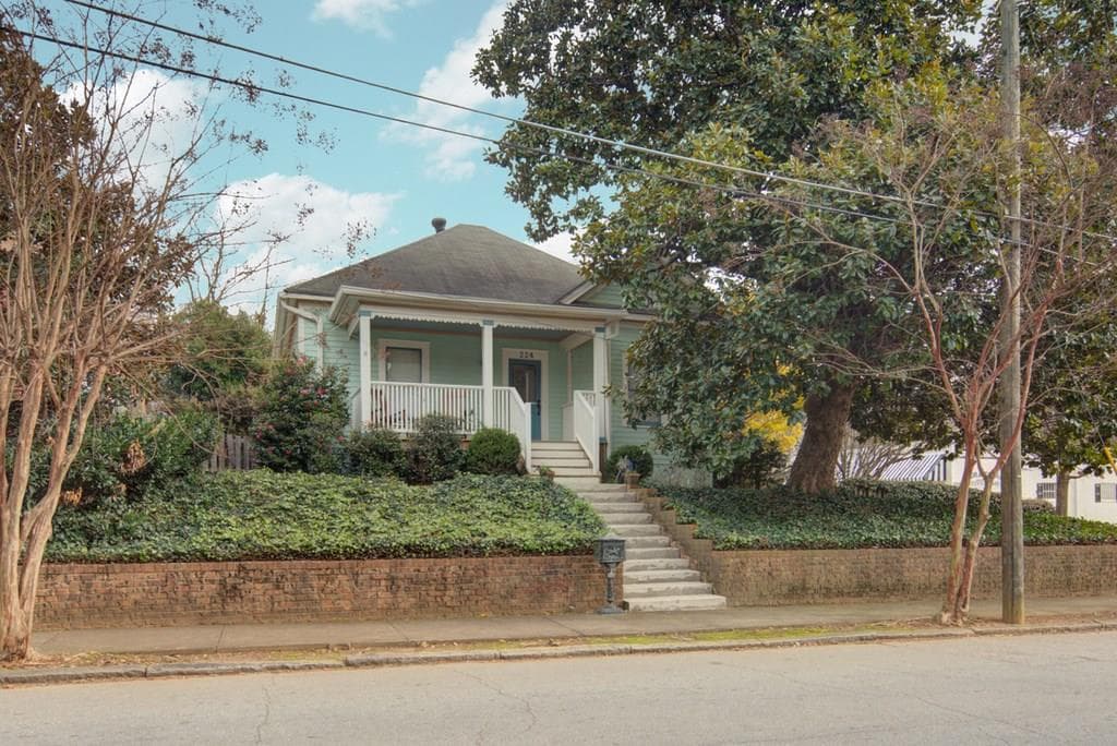 2 bedroom, 1,376 sq ft single family residence sold at 224 ESTORIA Street, Atlanta, GA 30316