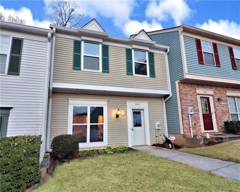 2 bedroom, 1,470 sq ft townhouse sold at 3964 Hancock Circle, Atlanta, GA 30340