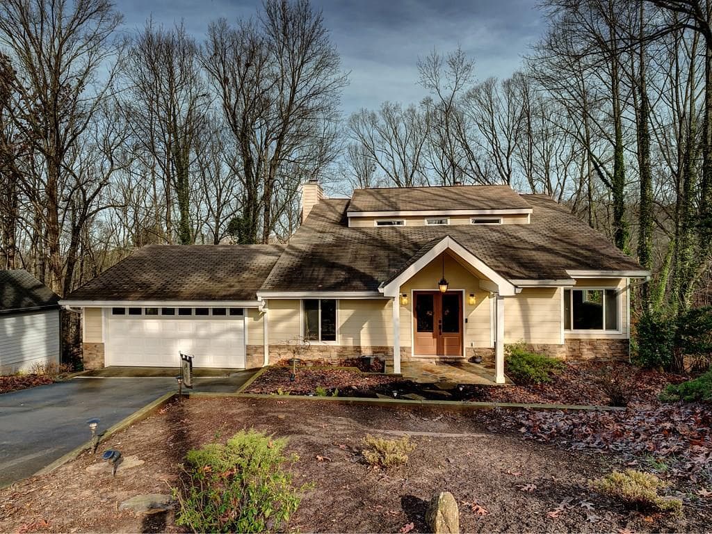 1770 Branch Valley Drive, Roswell, GA 30076 — most recent listing photo