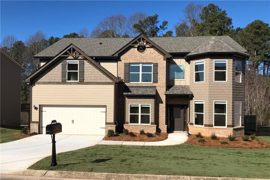5 bedroom, 3,200 sq ft single family residence sold at 3930 Deer Run Drive, Cumming, GA 30040