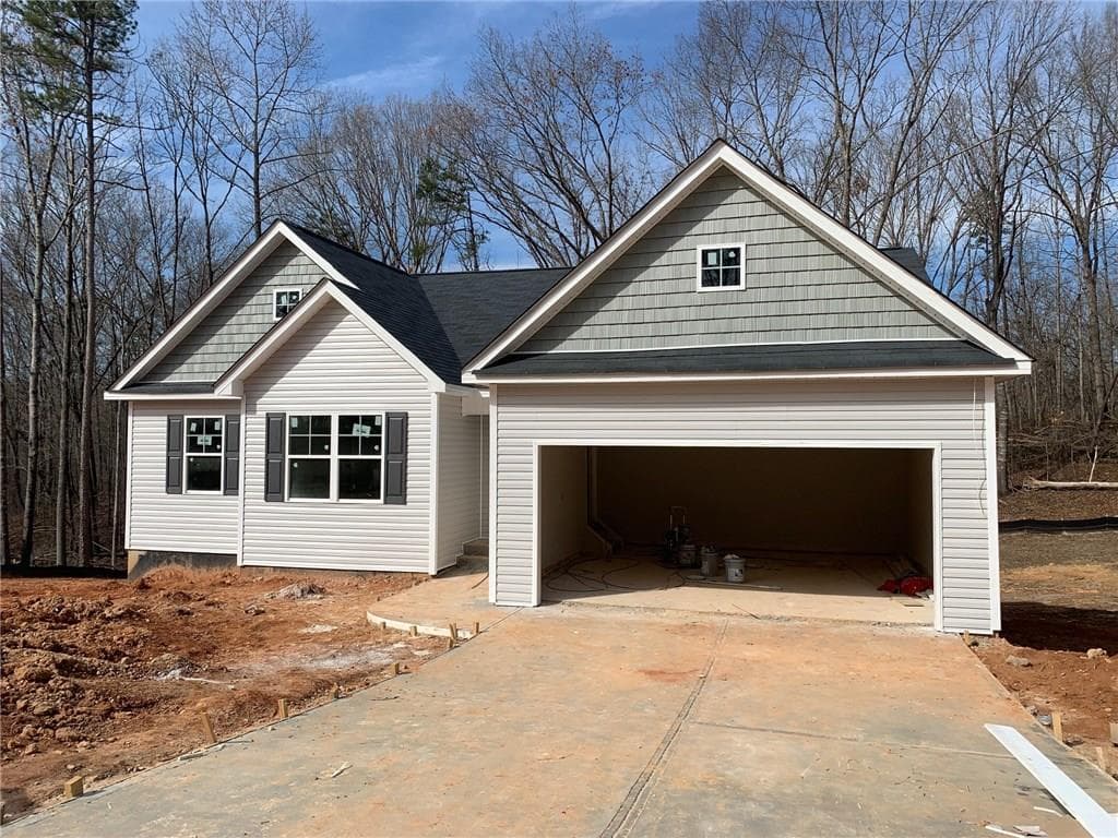 3 bedroom, 1,537 sq ft single family residence sold at 3469 Silver Chase Court, Gainesville, GA 30507