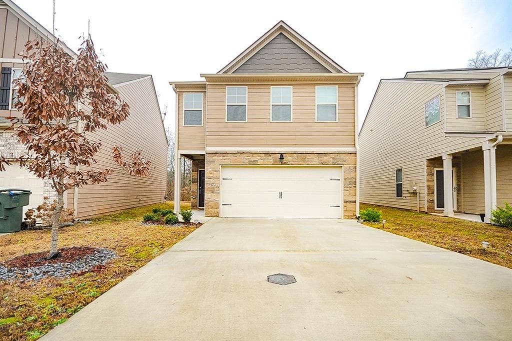 3 bedroom, 1,885 sq ft single family residence sold at 2301 Capella Circle, Atlanta, GA 30331