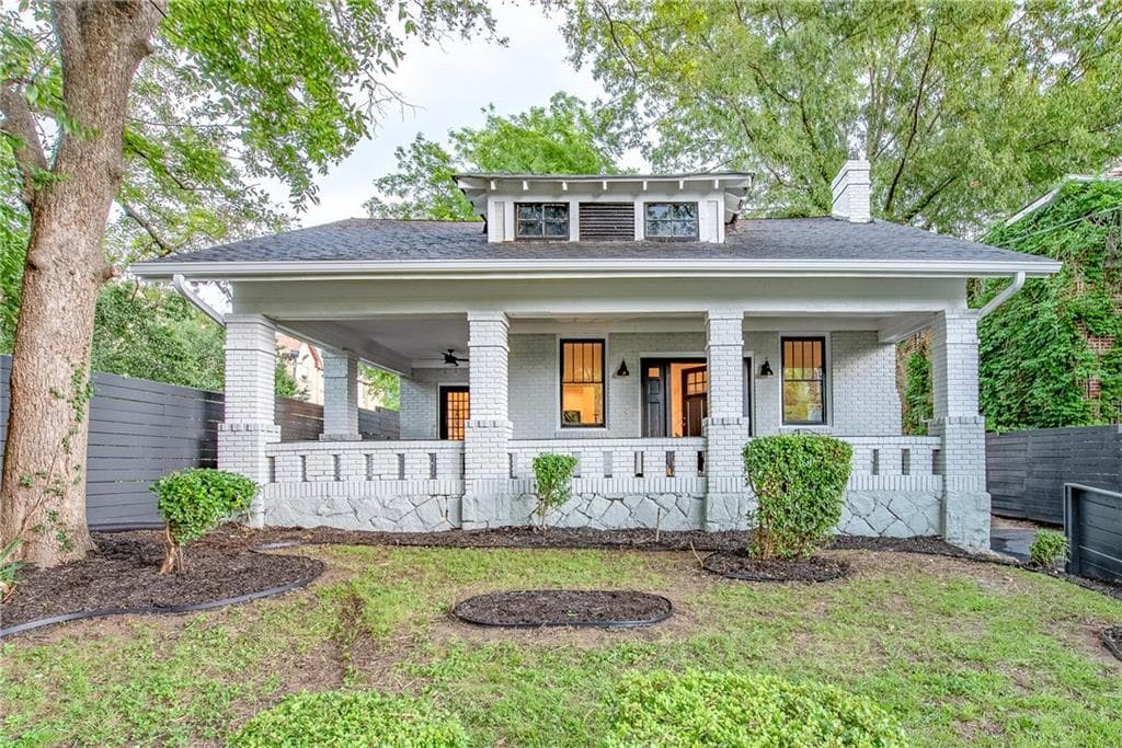 3 bedroom, 1,648 sq ft single family residence sold at 563 Parkway Drive, Atlanta, GA 30308