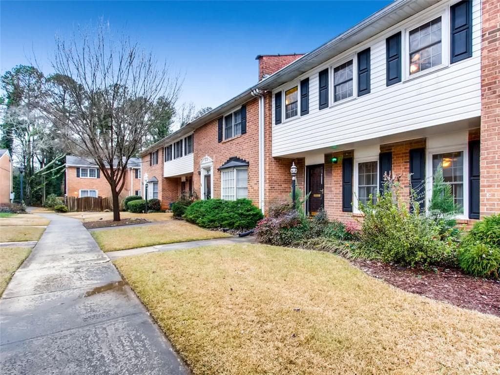 6520 Roswell Road 95, Sandy Springs, GA 30328 — most recent listing photo