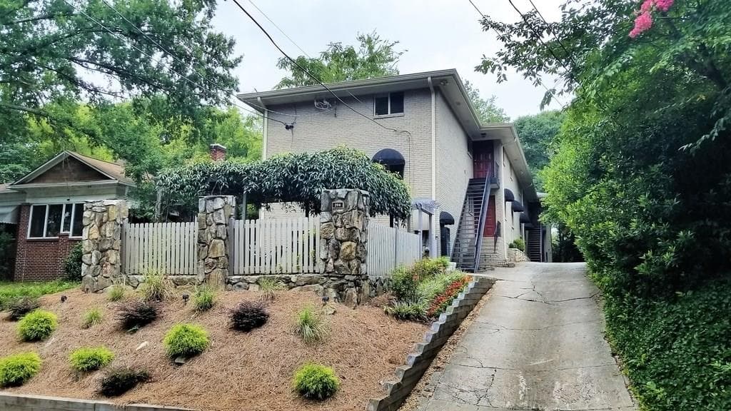 2 bedroom, 776 sq ft condominium sold at 394 6TH Street 1, Atlanta, GA 30308
