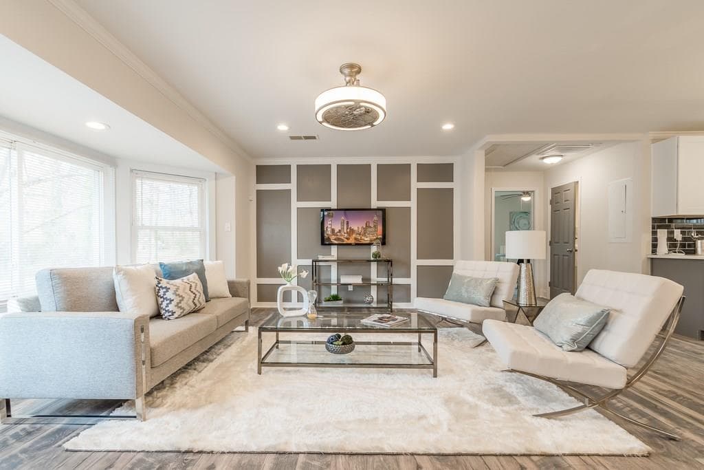3 bedroom, 1,550 sq ft single family residence sold at 3182 LAKE Avenue, Atlanta, GA 30354