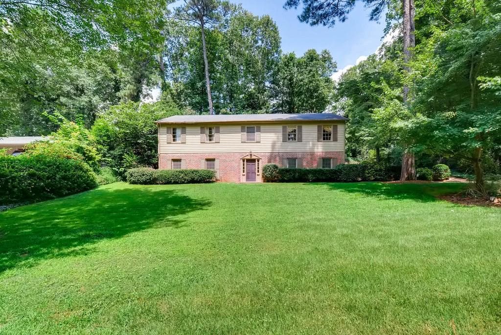6610 Bridgewood Valley Road, Sandy Springs, GA 30328 — most recent listing photo
