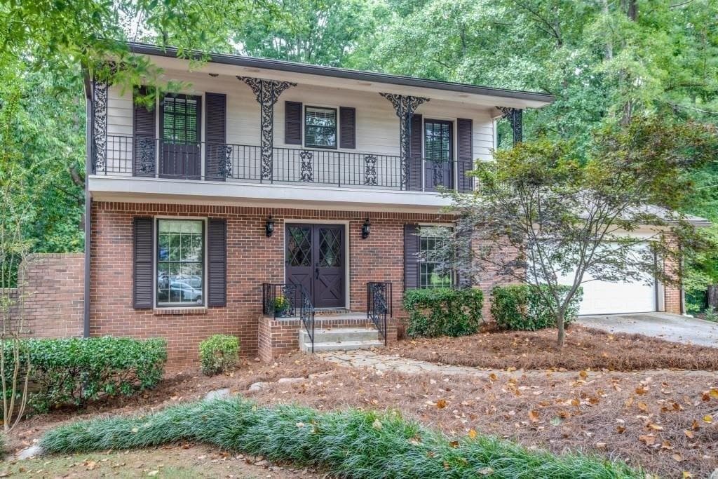 4 bedroom, 2,678 sq ft single family residence sold at 2631 Holliston Court, Atlanta, GA 30360
