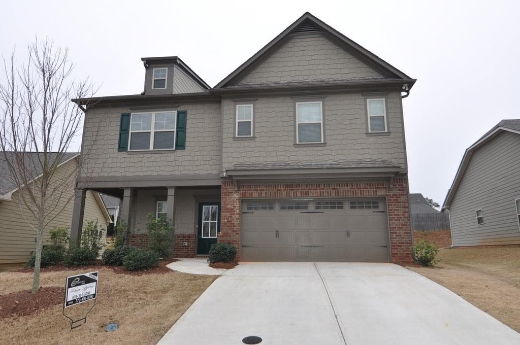 4 bedroom, 2,585 sq ft single family residence sold at 4615 Summerview Drive, Gainesville, GA 30504