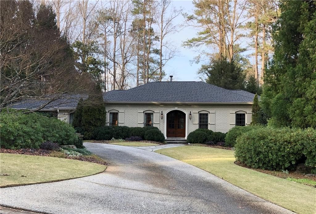 585 Bridgewater Drive, Sandy Springs, GA 30328 — most recent listing photo