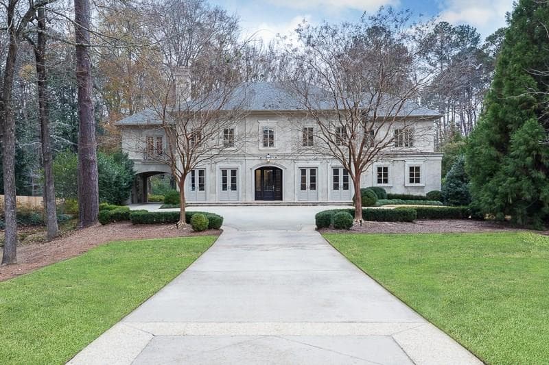 5 bedroom, 5,700 sq ft single family residence sold at 251 Pineland Road, Atlanta, GA 30342