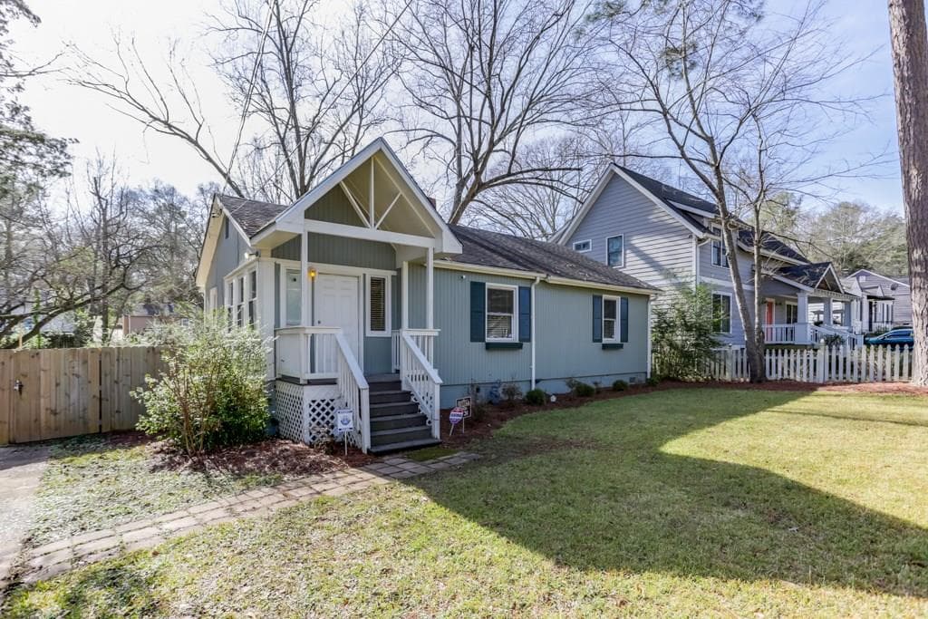 2 bedroom, 1,199 sq ft single family residence sold at 1731 Braeburn Drive, Atlanta, GA 30316