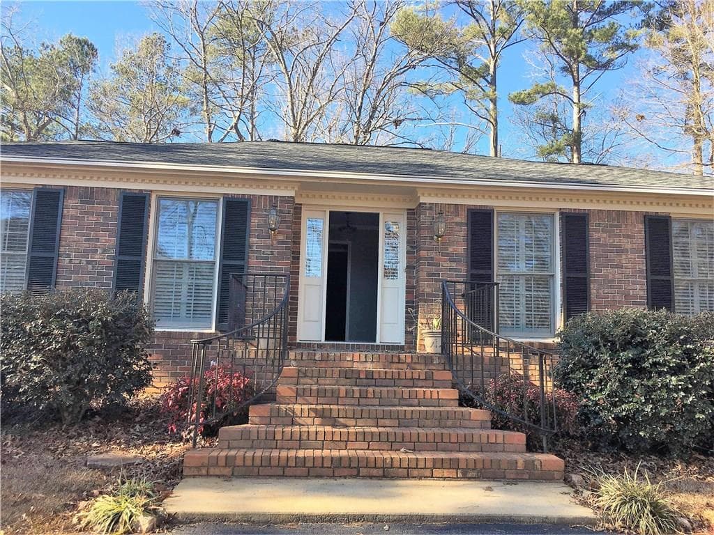 2 Woodland Trail, Newnan, GA 30263 — most recent listing photo