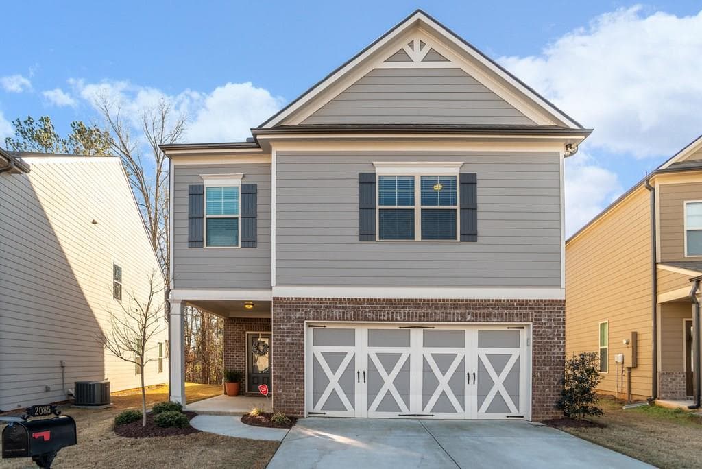 4 bedroom, 2,332 sq ft single family residence sold at 2085 Black Pebble Circle, Buford, GA 30519