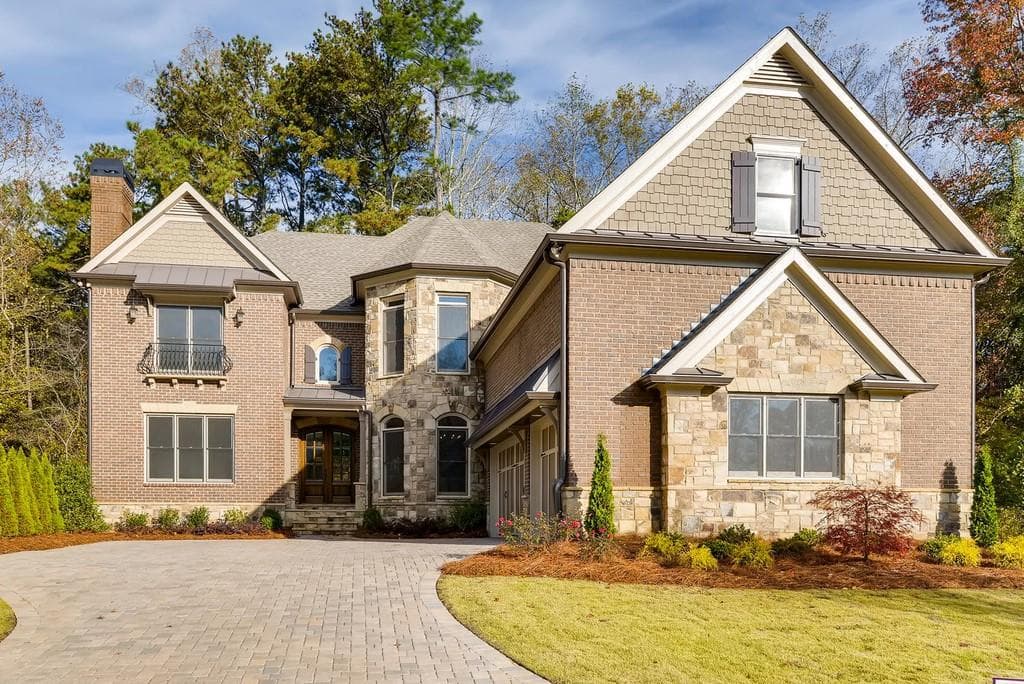 2565 Winter Haven Lane, Marietta, GA 30062 — most recent listing photo