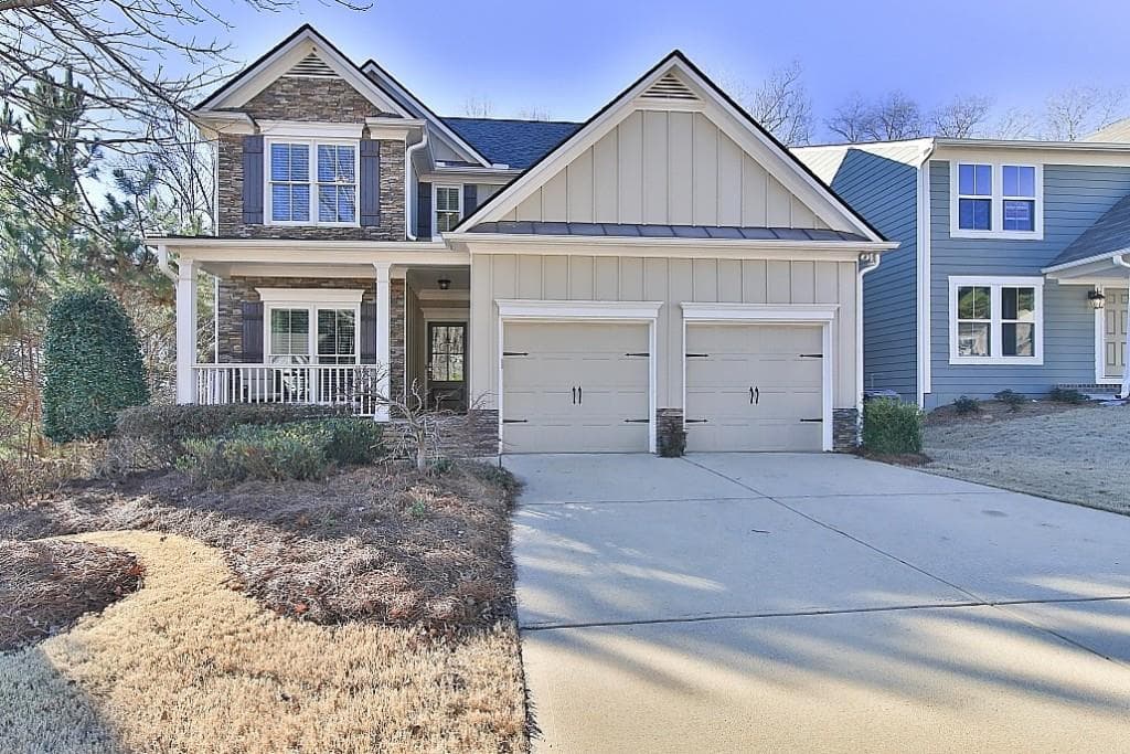 3 bedroom, 1,968 sq ft single family residence sold at 226 Moonlit Trail, Dallas, GA 30132