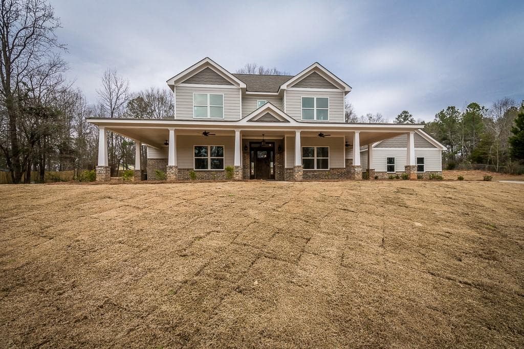 5 bedroom, 4,258 sq ft single family residence sold at 579 NEW CUT Road, Braselton, GA 30517