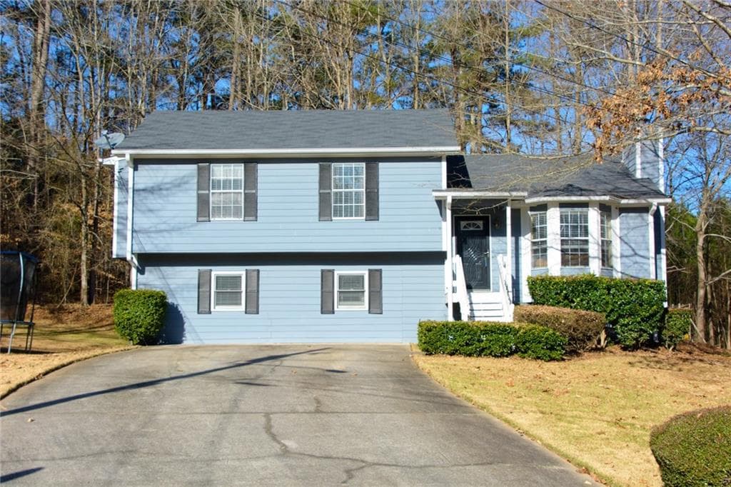 3 bedroom, 1,234 sq ft single family residence sold at 3904 Welham Green Court, Douglasville, GA 30135