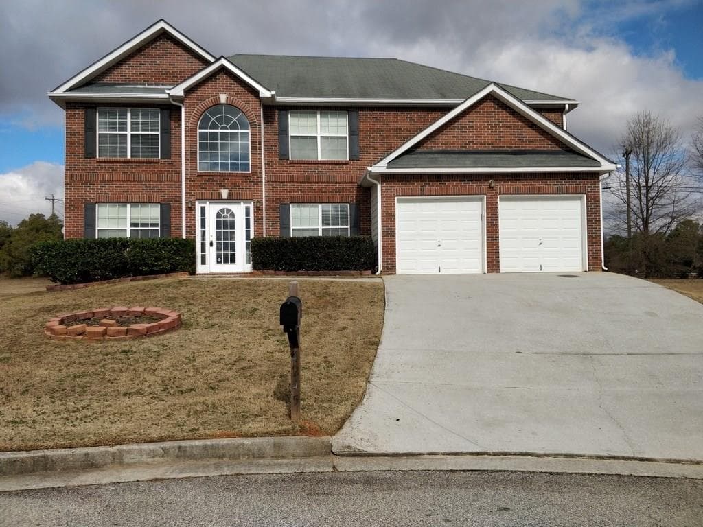 4 bedroom, 2,784 sq ft single family residence sold at 4245 IVY FORK Drive, Loganville, GA 30052