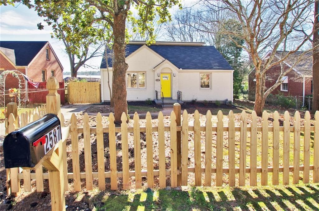 2587 Northview Avenue, Decatur, GA 30032 — most recent listing photo