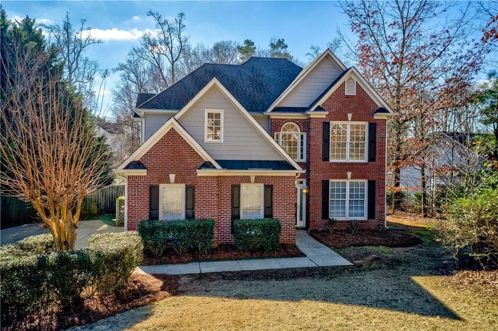 3 bedroom, 2,236 sq ft single family residence sold at 6625 Misty Lane, Cumming, GA 30040