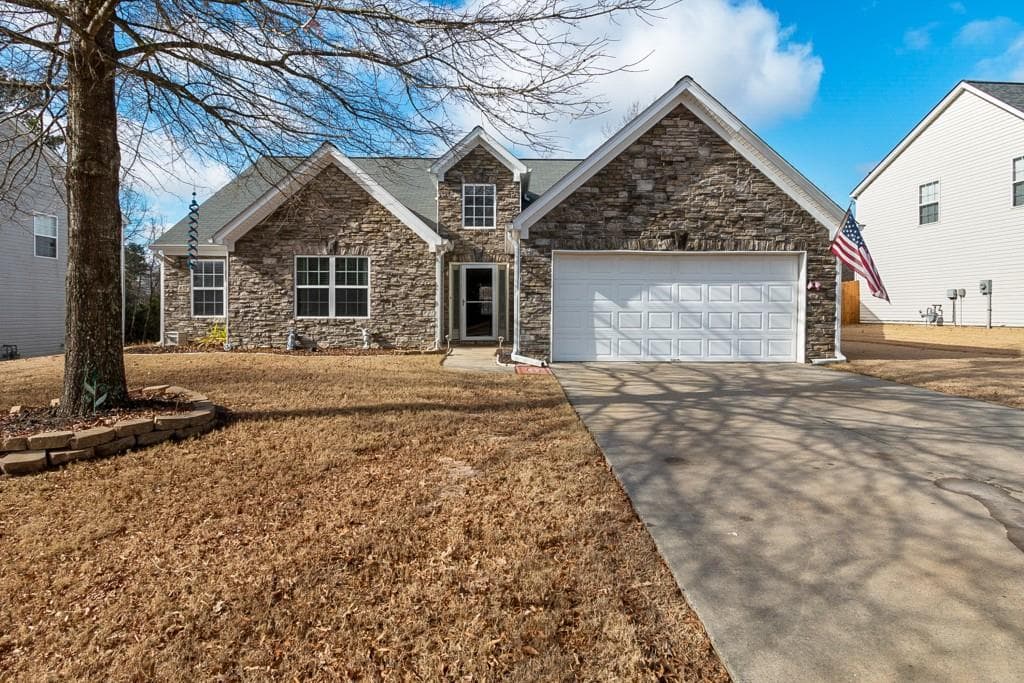 4 bedroom, 1,848 sq ft single family residence sold at 2157 Pierce Way, Buford, GA 30519