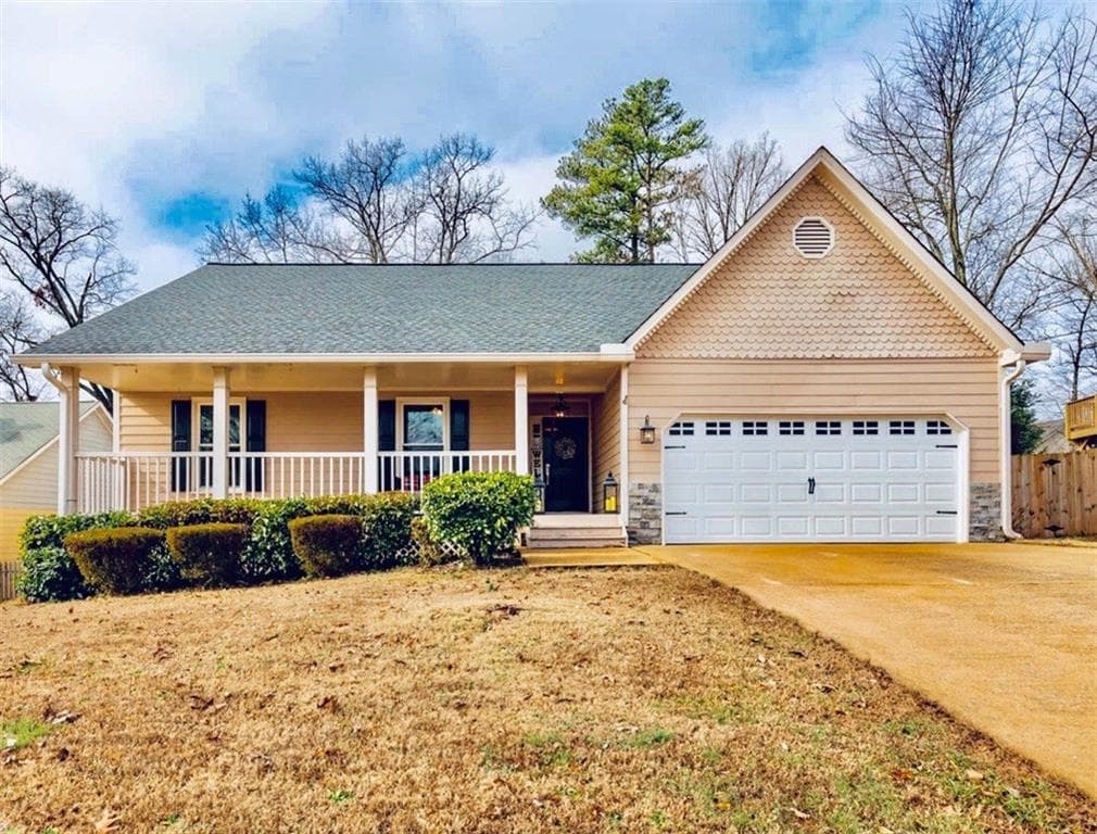 3 bedroom, 1,697 sq ft single family residence sold at 355 Kempton Court, Johns Creek, GA 30022