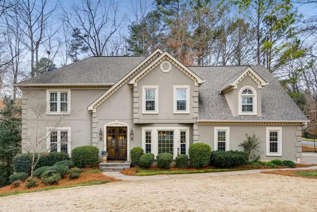 5 bedroom, 3,973 sq ft single family residence sold at 305 Willow Wind Court, Roswell, GA 30076