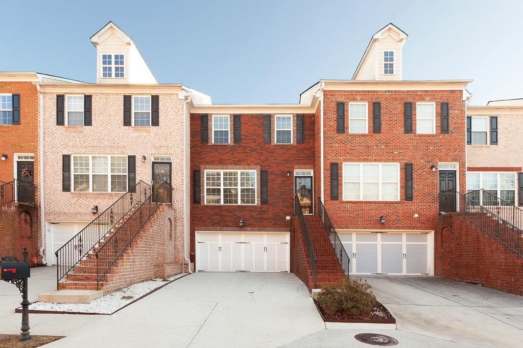 4 bedroom, 2,486 sq ft townhouse sold at 2167 Mission View Drive, Lawrenceville, GA 30043