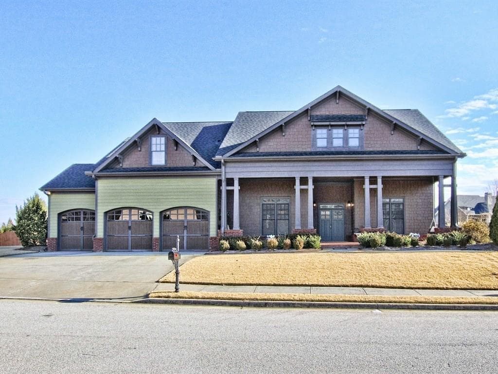 4 bedroom, 3,289 sq ft single family residence sold at 2952 Climbing Rose Street, Buford, GA 30519