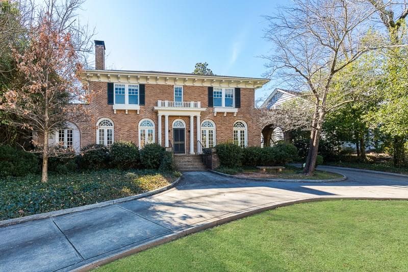 4 bedroom single family residence sold at 271 15th Street, Atlanta, GA 30309