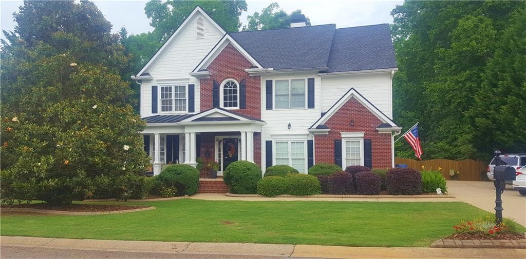 6 bedroom, 3,803 sq ft single family residence sold at 1045 Middlebrooke Drive, Canton, GA 30115