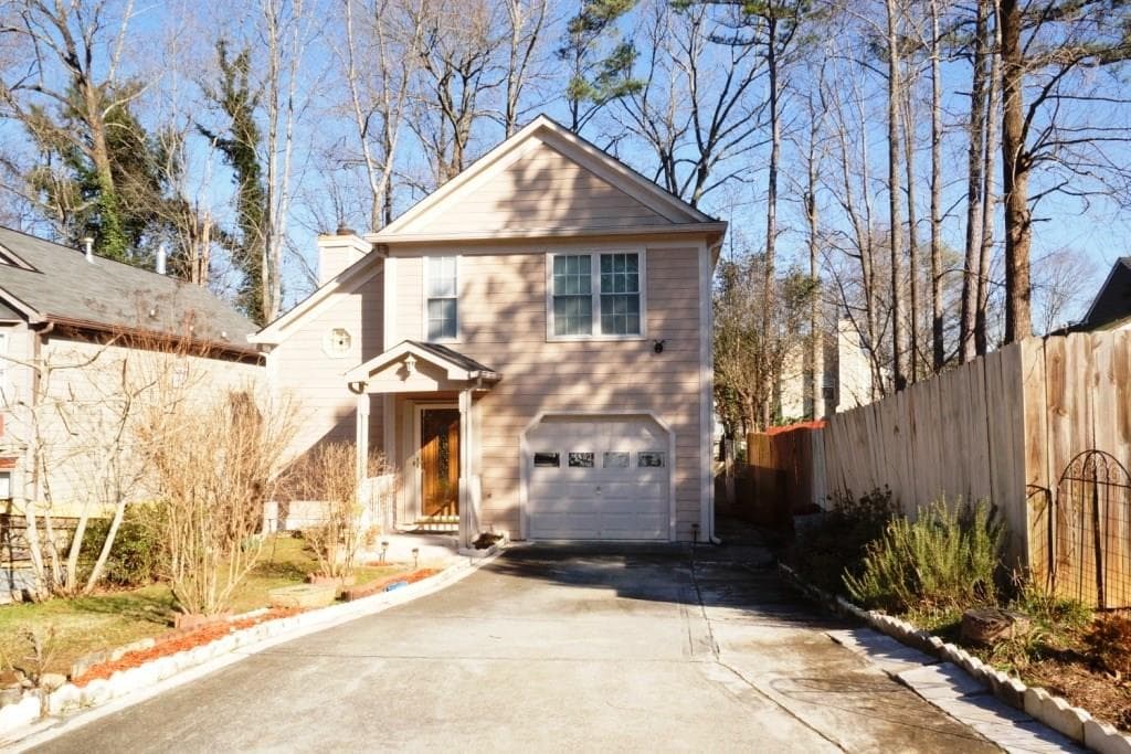 3 bedroom, 1,532 sq ft single family residence sold at 1151 Holly Circle, Lawrenceville, GA 30044
