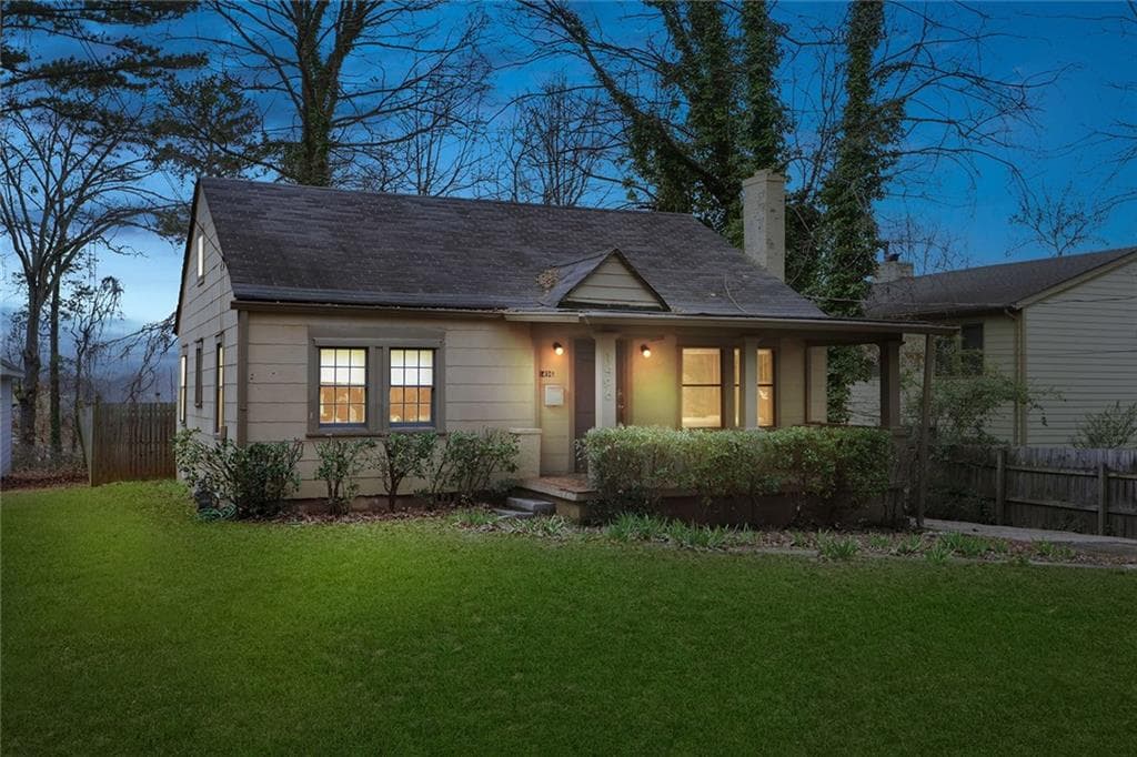 2 bedroom, 1,296 sq ft single family residence sold at 1496 Hawthorne Avenue, Atlanta, GA 30309