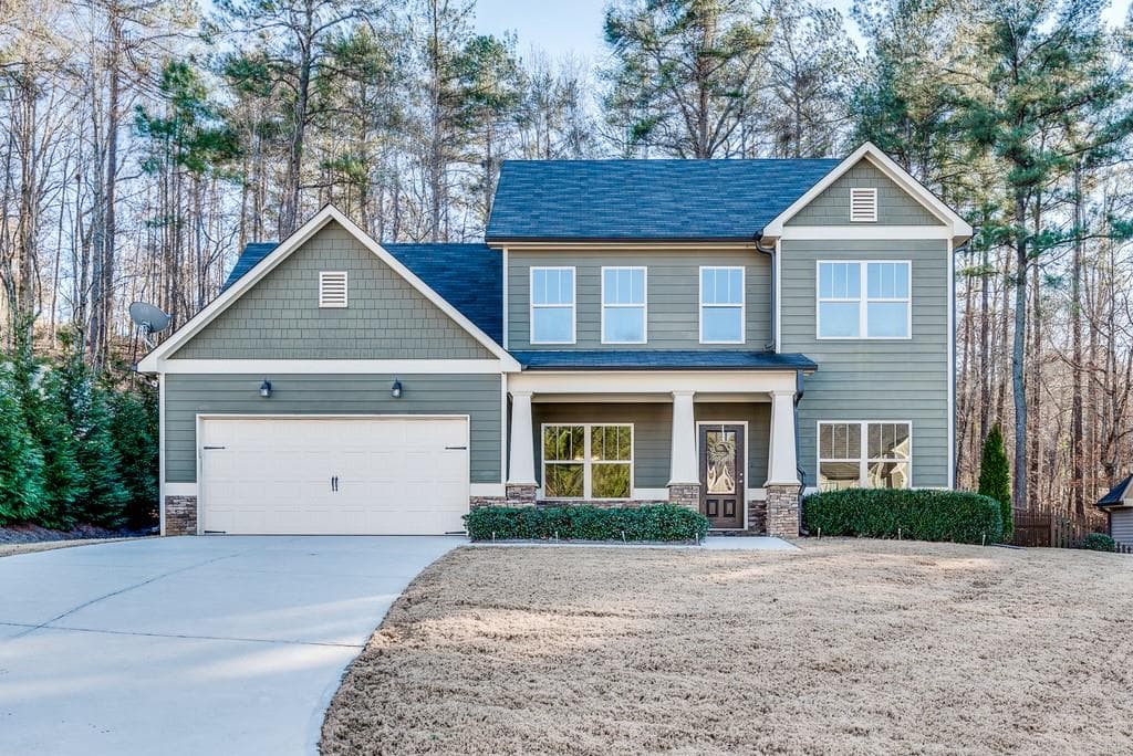 5 bedroom, 2,363 sq ft single family residence sold at 216 Millstone Glen, Dallas, GA 30157
