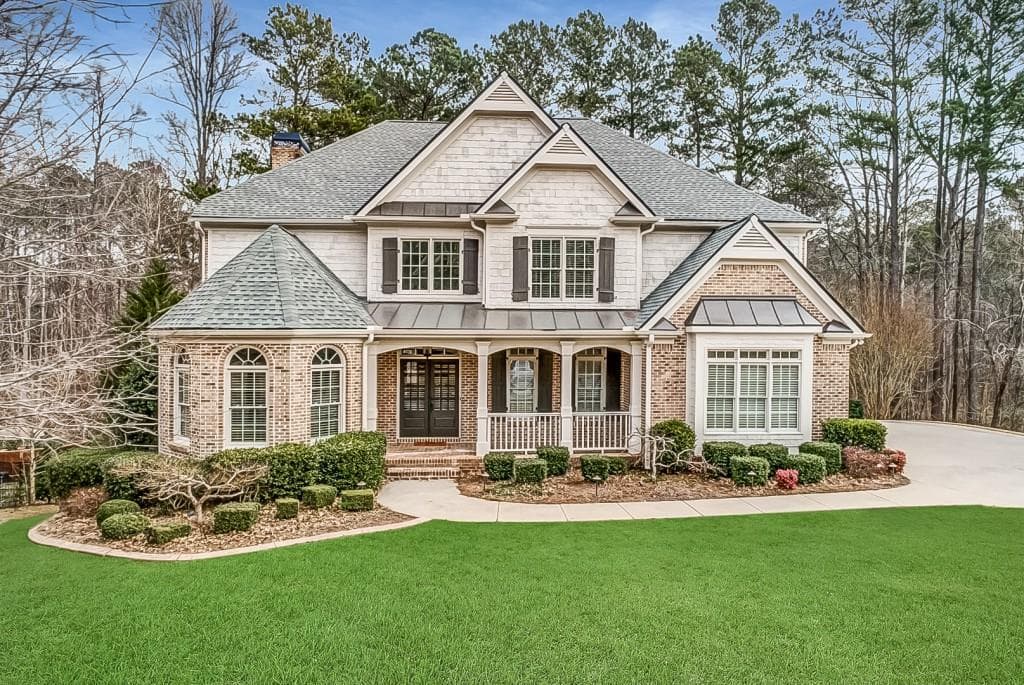 5 bedroom, 3,859 sq ft single family residence sold at 4983 Millwood Drive, Canton, GA 30114