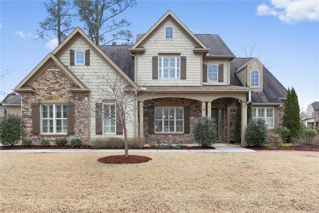 6 bedroom, 3,465 sq ft single family residence sold at 630 Beragio Drive, Alpharetta, GA 30004