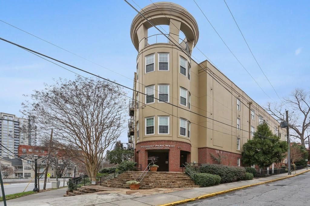 1 bedroom, 901 sq ft condominium sold at 1029 Piedmont Avenue 106, Atlanta, GA 30309
