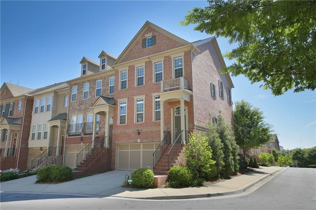 4 bedroom, 2,197 sq ft townhouse sold at 348 Ardmore Court, Atlanta, GA 30309