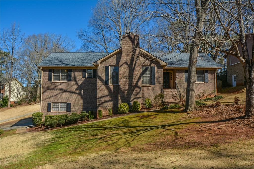 3 bedroom, 2 bathroom, 2,597 sq ft single family residence sold at 450 Battersea Drive, Lawrenceville, GA 30044