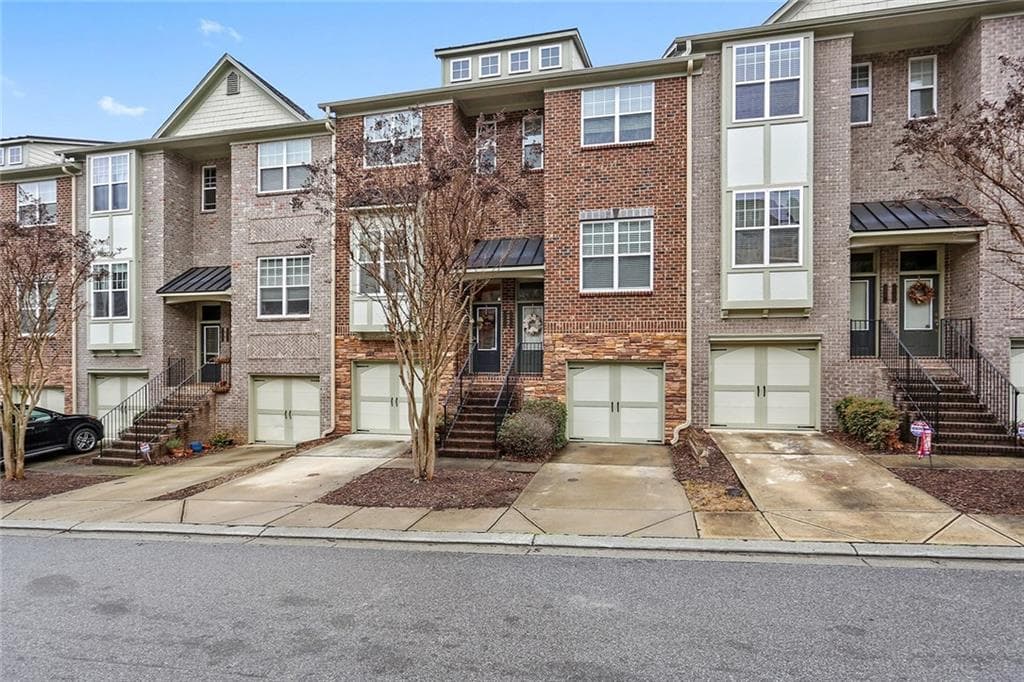 2035 Cobblestone Circle, Brookhaven, GA 30319 — most recent listing photo