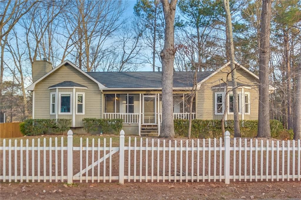 3 bedroom, 1,738 sq ft single family residence sold at 1166 Reading Drive, Acworth, GA 30102