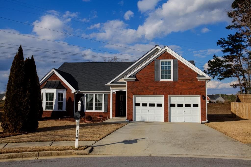 4 bedroom, 2,103 sq ft single family residence sold at 2810 Victoria Park Drive, Buford, GA 30519