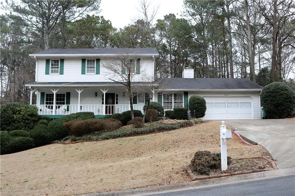 5 bedroom, 2,216 sq ft single family residence sold at 4642 Mahonia Way, Acworth, GA 30102
