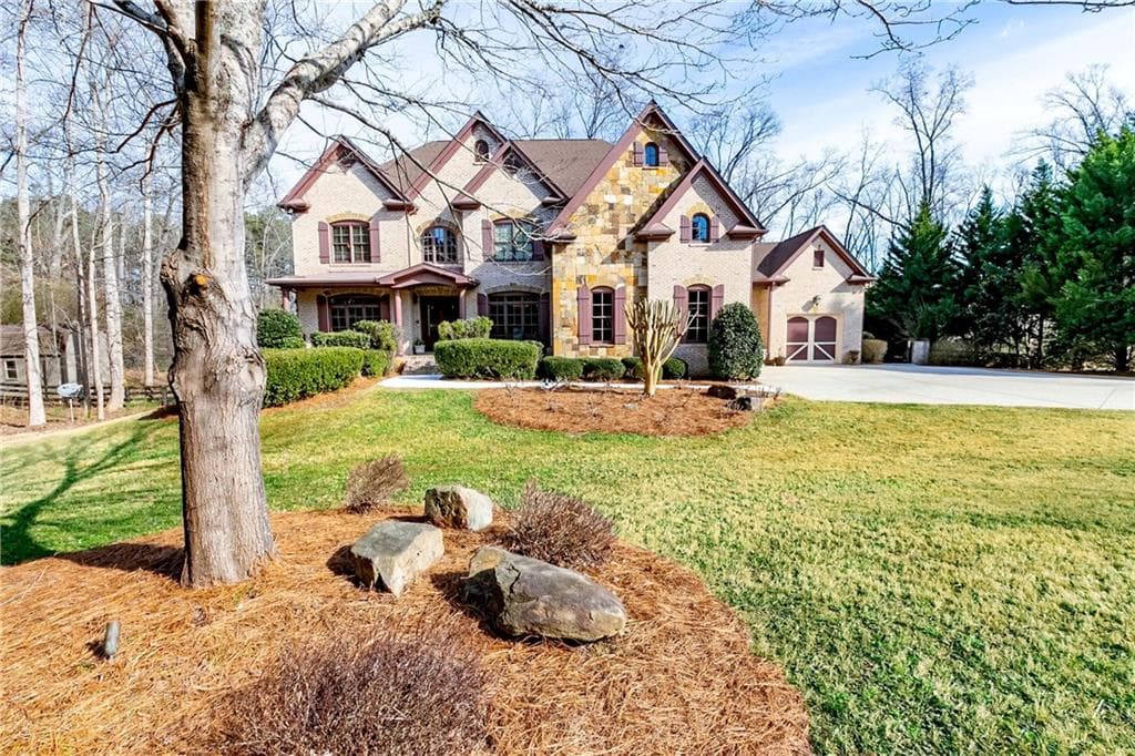 6 bedroom, 8 bathroom, 8,259 sq ft single family residence sold at 14635 Birmingham Highway, Milton, GA 30004