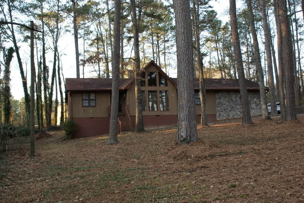 3085 VILLAGE GLEN Trail, Snellville, GA 30039 — most recent listing photo