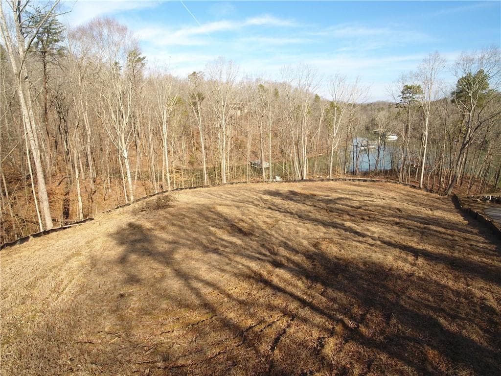 single family residence sold at 3592 Ridge Drive, Gainesville, GA 30501