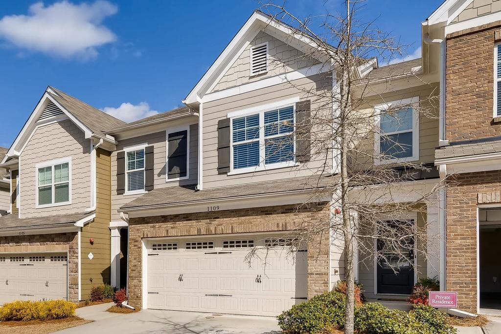 1109 Dayton Drive, Smyrna, GA 30082 — most recent listing photo