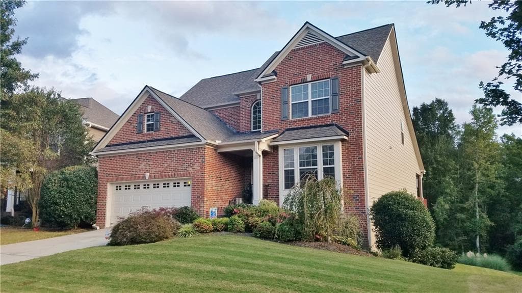 4 bedroom, 4,630 sq ft single family residence sold at 695 Montgomery Avenue, Alpharetta, GA 30004